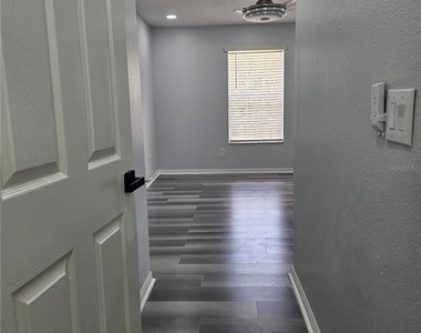 4214 Winding River Way - Photo Thumbnail 25