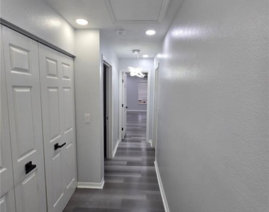 4214 Winding River Way - Photo Thumbnail 12