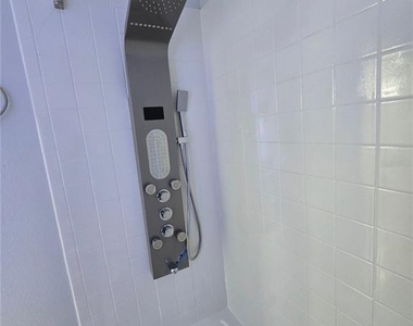 4214 Winding River Way - Photo Thumbnail 32