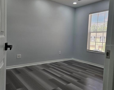4214 Winding River Way - Photo Thumbnail 24
