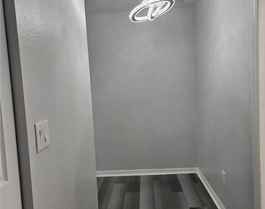 4214 Winding River Way - Photo Thumbnail 13