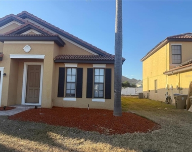 3042 Camino Real Drive S - Photo Thumbnail 2