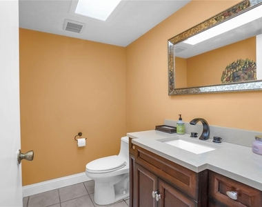 28 Rivertrail Drive - Photo Thumbnail 8