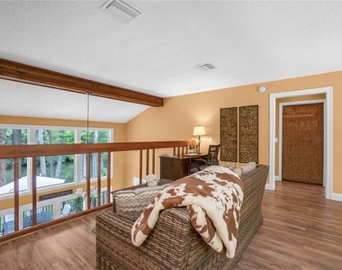 28 Rivertrail Drive - Photo Thumbnail 14