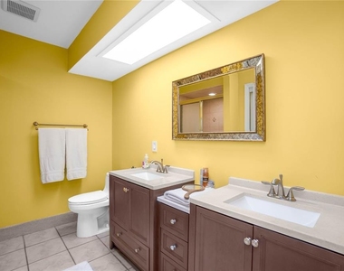 28 Rivertrail Drive - Photo Thumbnail 10