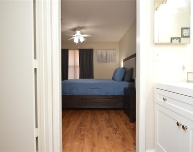 11901 4th Street N - Photo Thumbnail 40