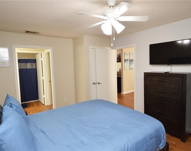 11901 4th Street N - Photo Thumbnail 41