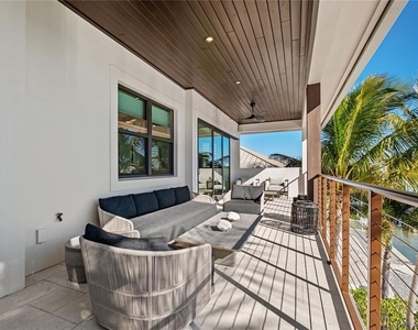 459 20th Avenue - Photo Thumbnail 36