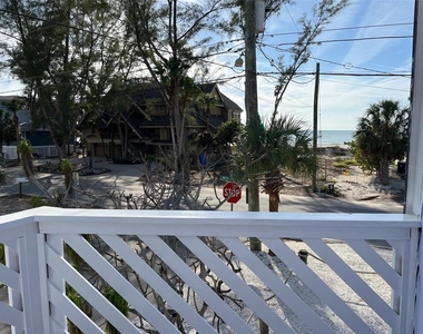 8401 W Gulf Boulevard - Photo Thumbnail 14