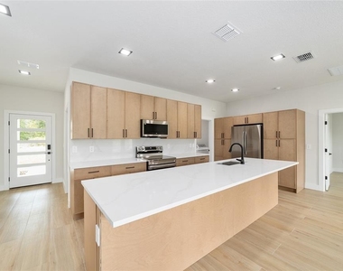 4380 Sw 159th Court - Photo Thumbnail 11
