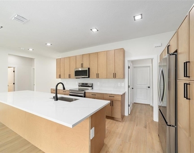 4380 Sw 159th Court - Photo Thumbnail 13