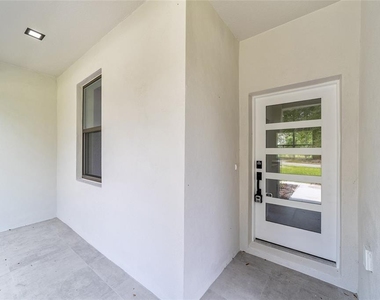 4362 Sw 159th Court - Photo Thumbnail 2