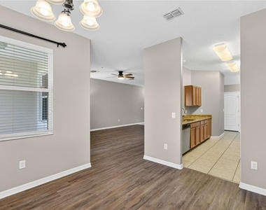 1519 Priory Circle - Photo Thumbnail 5