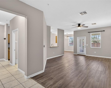 1519 Priory Circle - Photo Thumbnail 2