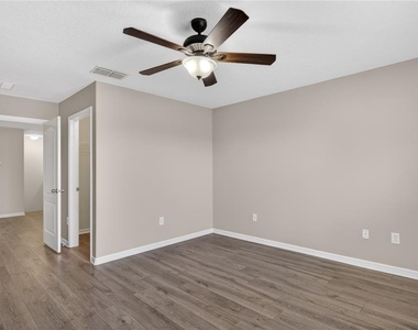 1519 Priory Circle - Photo Thumbnail 14