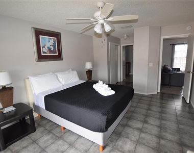 7706 Indian Ridge Trail S - Photo Thumbnail 22