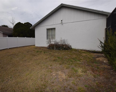 7706 Indian Ridge Trail S - Photo Thumbnail 6