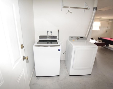 7706 Indian Ridge Trail S - Photo Thumbnail 25