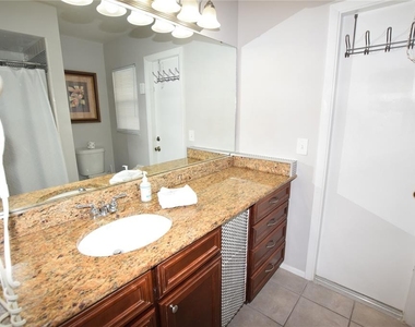 7706 Indian Ridge Trail S - Photo Thumbnail 23