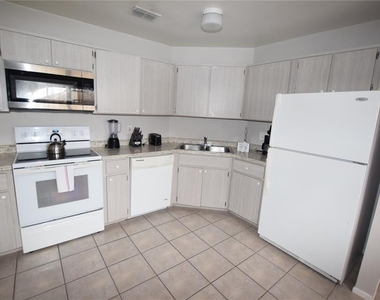 7706 Indian Ridge Trail S - Photo Thumbnail 28