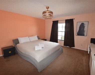 7748 Indian Ridge Trail S - Photo Thumbnail 17