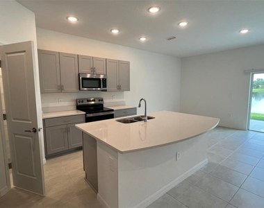 3714 Sepia Street - Photo Thumbnail 9