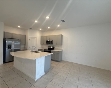 3714 Sepia Street - Photo Thumbnail 11
