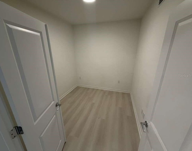 5587 Millenia Park Boulevard - Photo Thumbnail 5