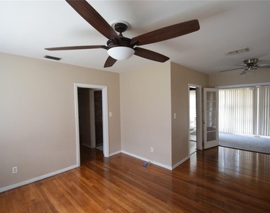 3115 Buckingham Avenue - Photo Thumbnail 13