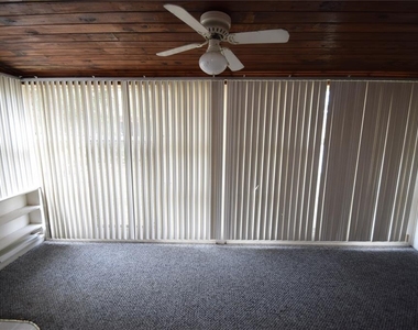 3115 Buckingham Avenue - Photo Thumbnail 17