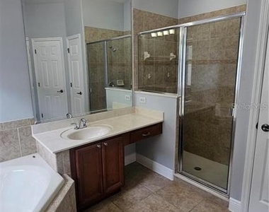317 E Blue Water Edge Drive - Photo Thumbnail 36