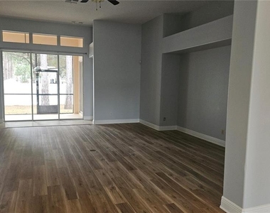 317 E Blue Water Edge Drive - Photo Thumbnail 30