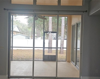 317 E Blue Water Edge Drive - Photo Thumbnail 46