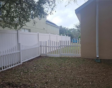317 E Blue Water Edge Drive - Photo Thumbnail 52