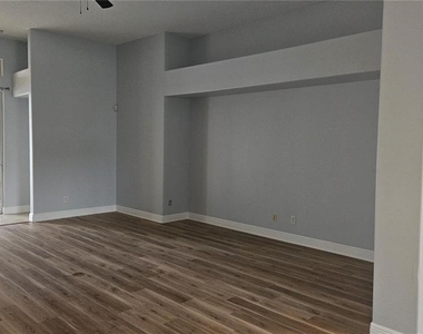 317 E Blue Water Edge Drive - Photo Thumbnail 28