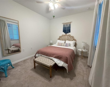 14040 Heritage Landing Boulevard - Photo Thumbnail 17