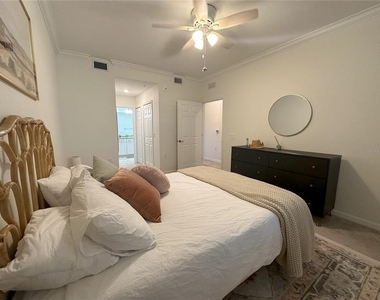 14040 Heritage Landing Boulevard - Photo Thumbnail 14