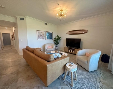 14040 Heritage Landing Boulevard - Photo Thumbnail 11