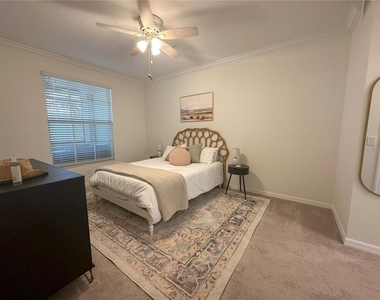 14040 Heritage Landing Boulevard - Photo Thumbnail 12