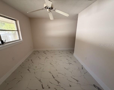 420 Firehouse Court - Photo Thumbnail 11