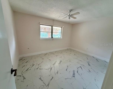 420 Firehouse Court - Photo Thumbnail 12