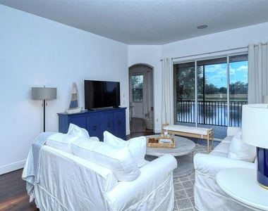 8363 Miramar Way - Photo Thumbnail 4