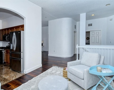 8363 Miramar Way - Photo Thumbnail 20