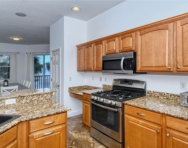 8363 Miramar Way - Photo Thumbnail 18