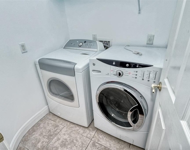 8363 Miramar Way - Photo Thumbnail 29