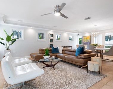 606 Owl Way - Photo Thumbnail 5