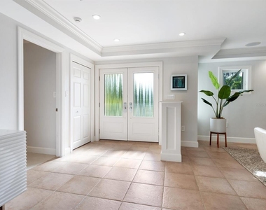 606 Owl Way - Photo Thumbnail 3