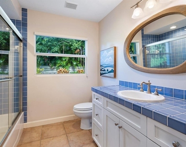 606 Owl Way - Photo Thumbnail 25