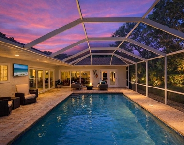 606 Owl Way - Photo Thumbnail 1