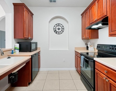4862 Cayview Avenue - Photo Thumbnail 6